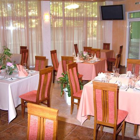 Family Hotel Γκάμπροβο Εξωτερικό φωτογραφία